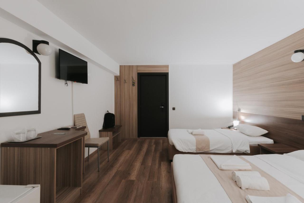 Hotel Apollo Central 锡比乌 外观 照片