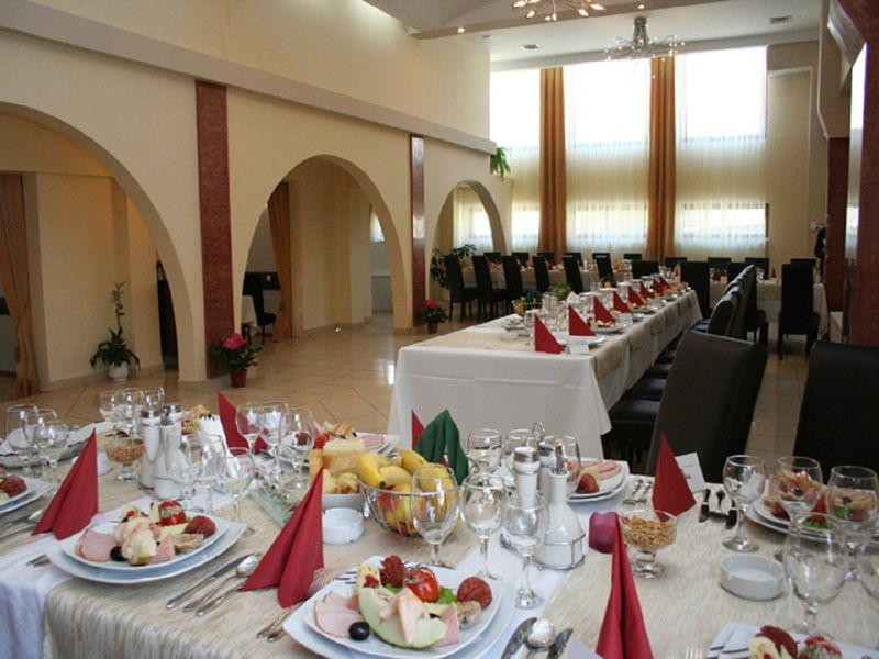 Hotel Apollo Central 锡比乌 外观 照片